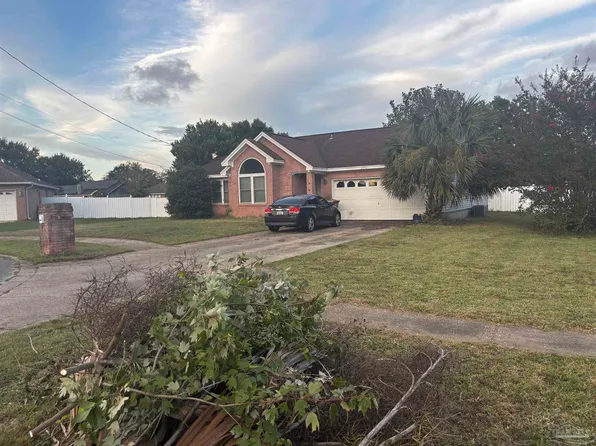 2260 Kerra Ln, Navarre, FL 32566