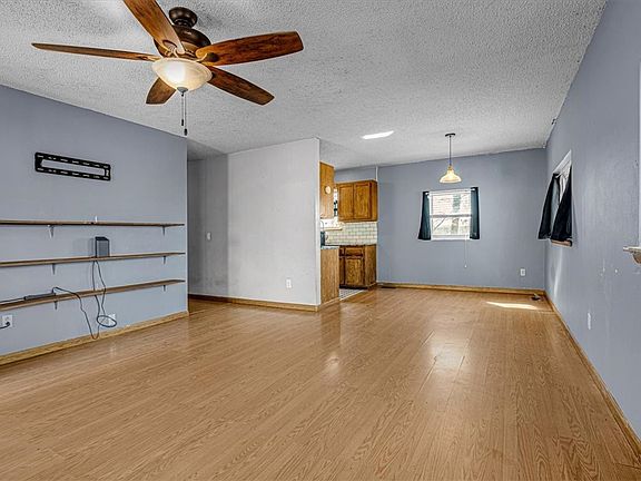 4th image of 13094 El Montano Cir