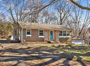 9091 W Staring Ln, Eden Prairie, MN 55347