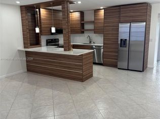 319 Normandy Ln #G, Delray Beach, FL 33484