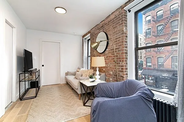 Rented by REAL New York | media 15