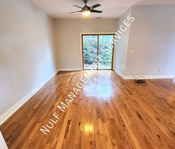 6618 Butler St — Photo 5