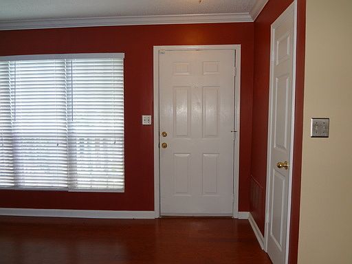 4th image of 704 Mill Pond Dr SE