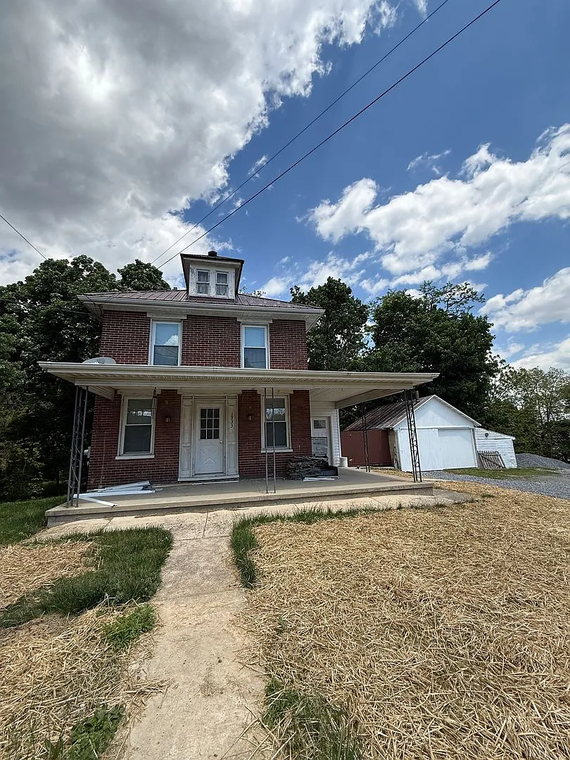 Charming 3BR Home for Rent — Photo 1