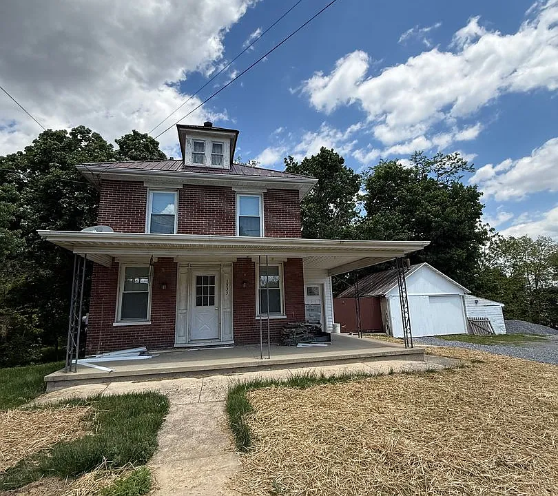 1335 Edenville Rd