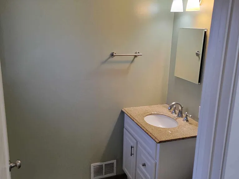 1611 S Verde St — Photo 20