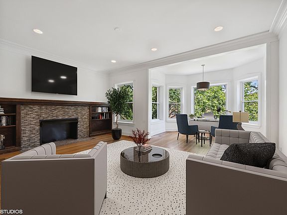 2nd image of 1135 W Farwell Ave APT 3