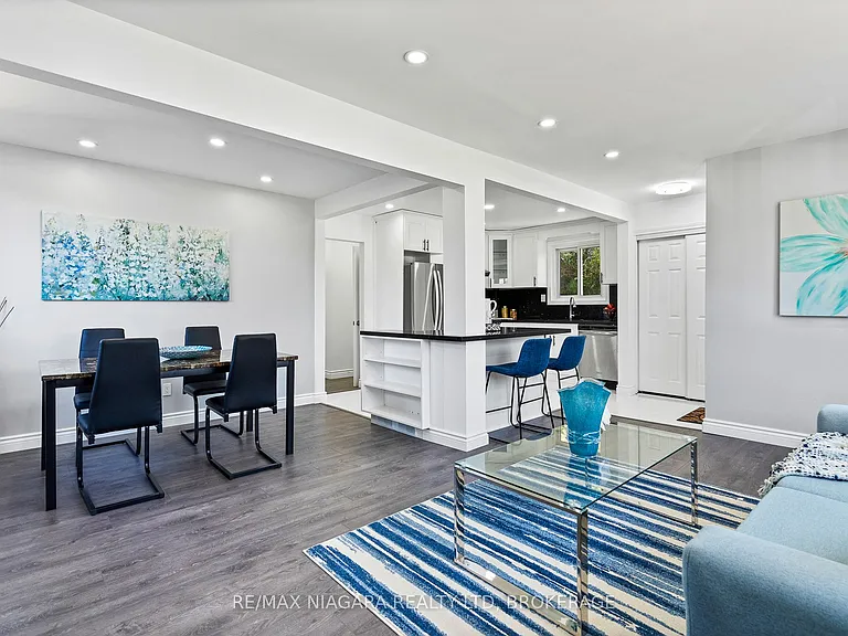 8235 Paddock Trail Dr #UPPER — Photo 5
