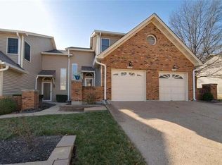 1730 Blue Oak Dr, Chesterfield, MO 63017