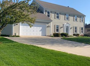 N50W17494 Greenview Ave, Menomonee Falls, WI 53051