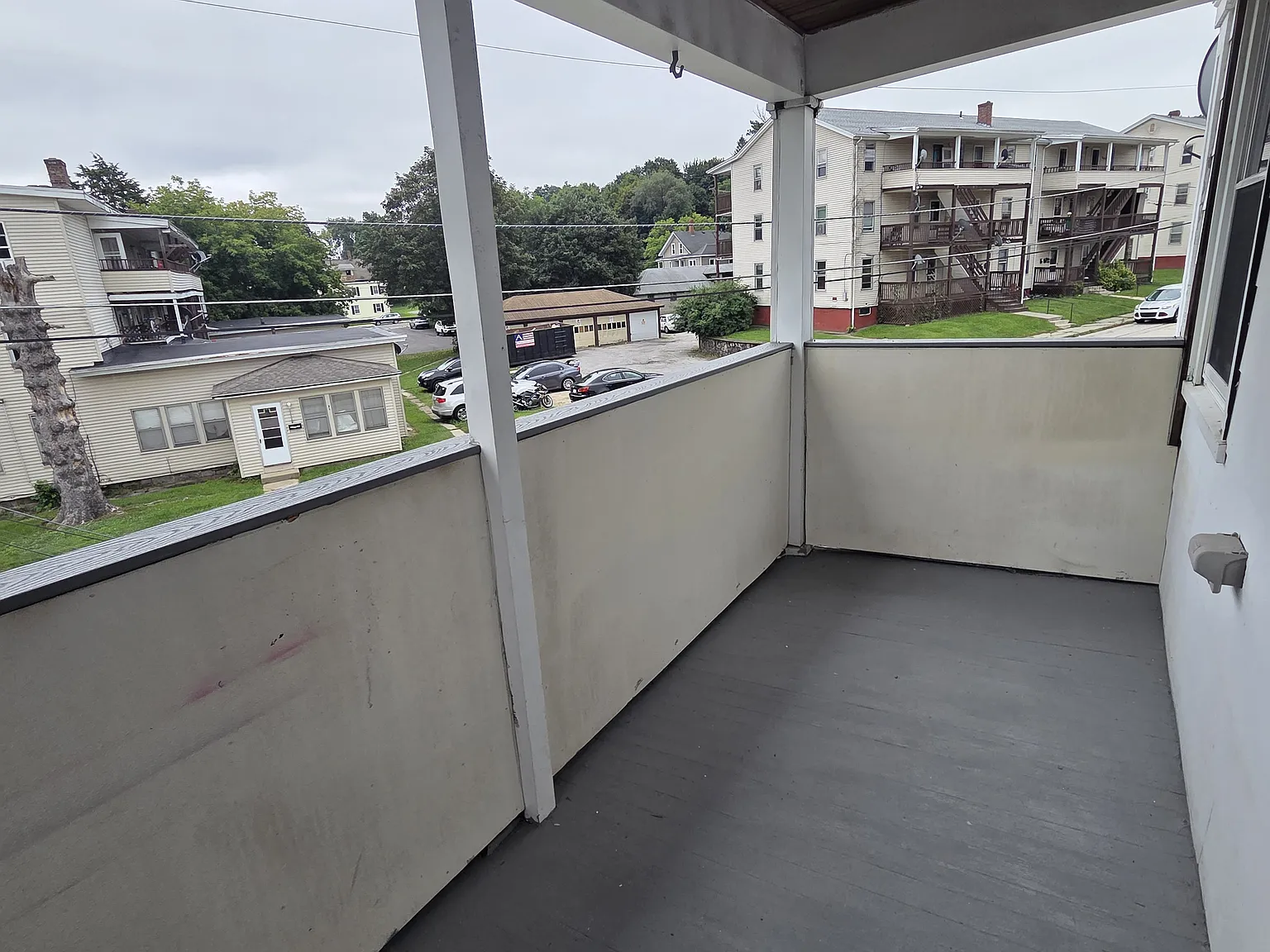 2 bed, 1200 sqft, $1,700 — Photo 3