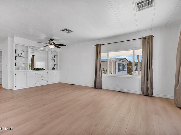 3rd image of 83 La Lomita