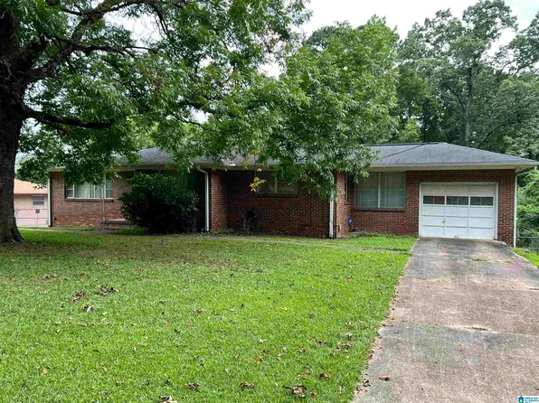 213 Blackmon Cir, Adamsville, AL 35005