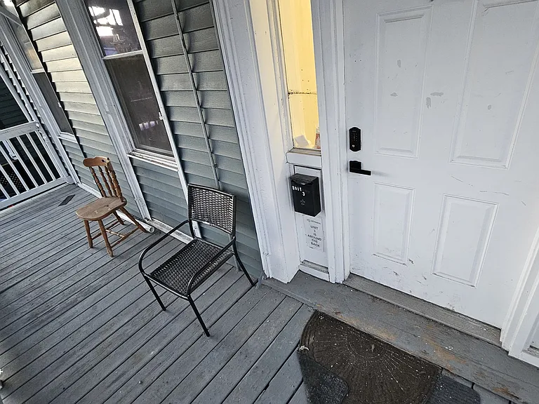 72 Montgomery St #1 — Photo 12