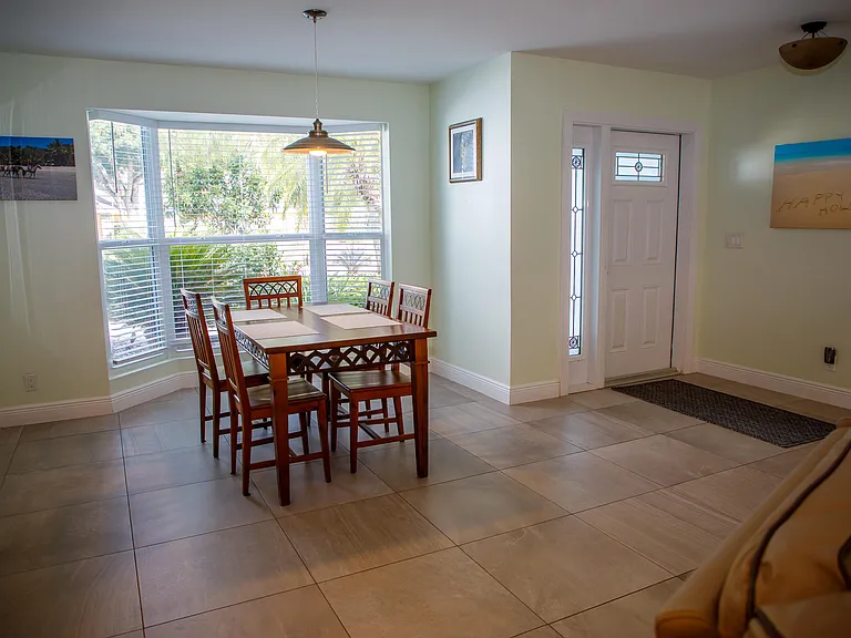 900 Cosmos Ct — Photo 8