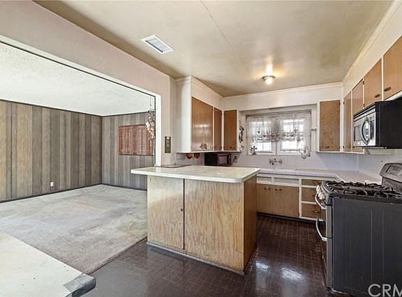 5th image of 8811 S 2nd Ave