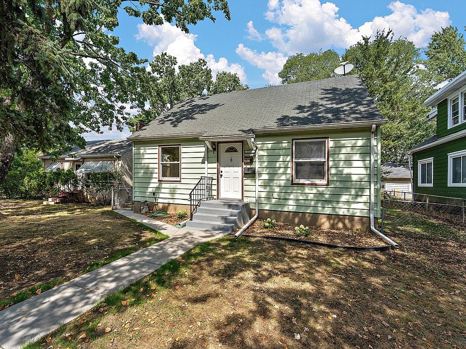 1st image of 1077 Blair Ave