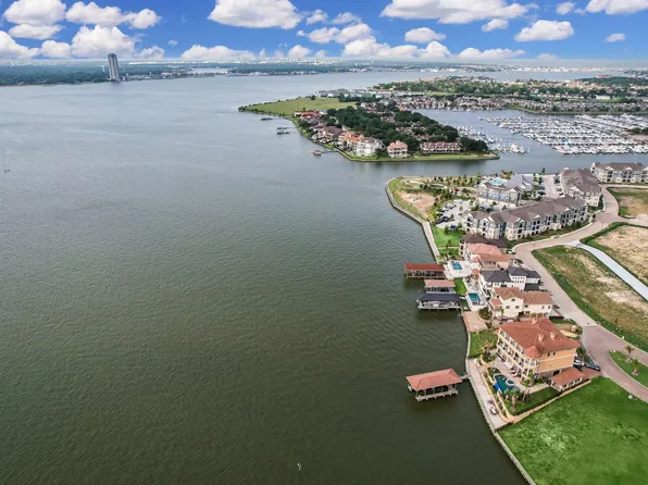 2466 Beacon Cir, League City, TX 77573