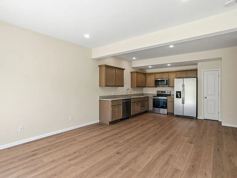 4919-4921 Silver Mill Dr — Photo 12