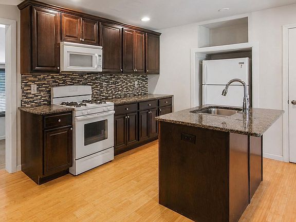 4th image of 91 Baker Blvd