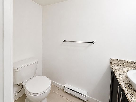5th image of 13958 108th Ave #107
