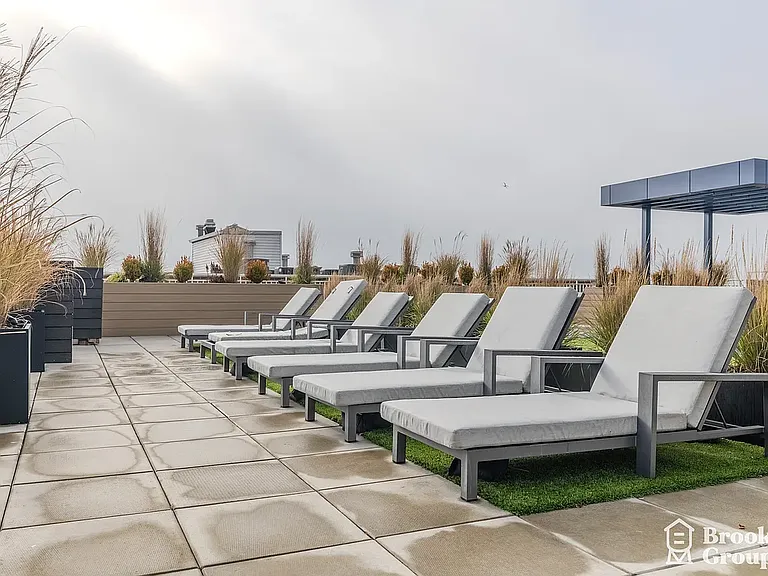 101-19 Rockaway Beach Blvd #2Q — Photo 9