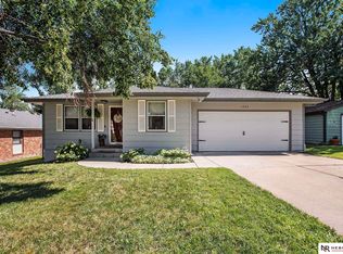 1945 Fairfield St, Lincoln, NE 68521