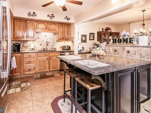 162 Hopewell Ln, Telford, PA 18969