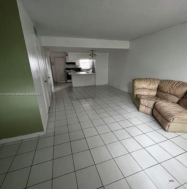 2nd image of 1500 NE 151st St APT 103
