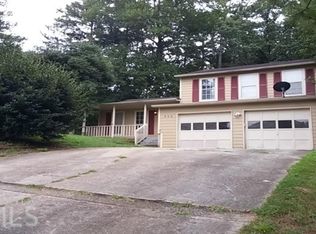 949 Fox Valley Ct, Stone Mountain, GA