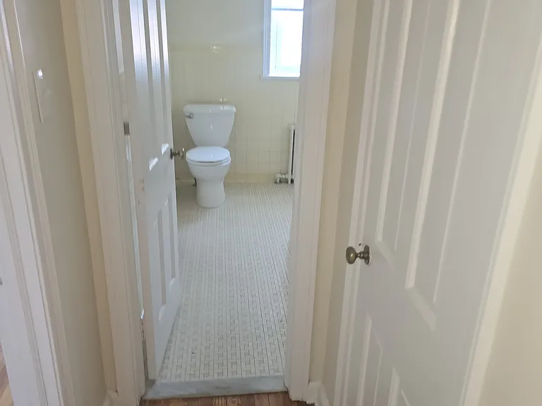240 Summit Ave #B2 — Photo 7