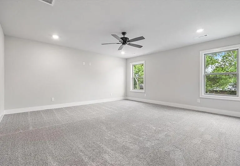 1605 S 23rd Pl — Photo 11