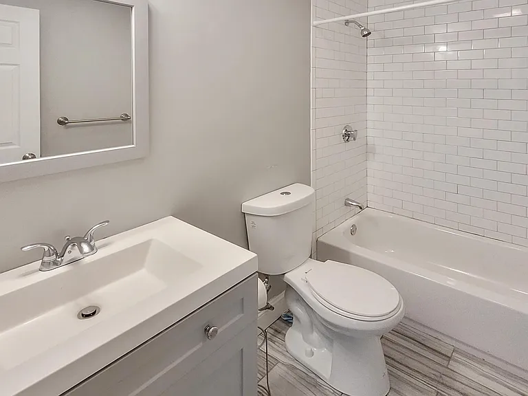 40 Fenton St #2 — Photo 10