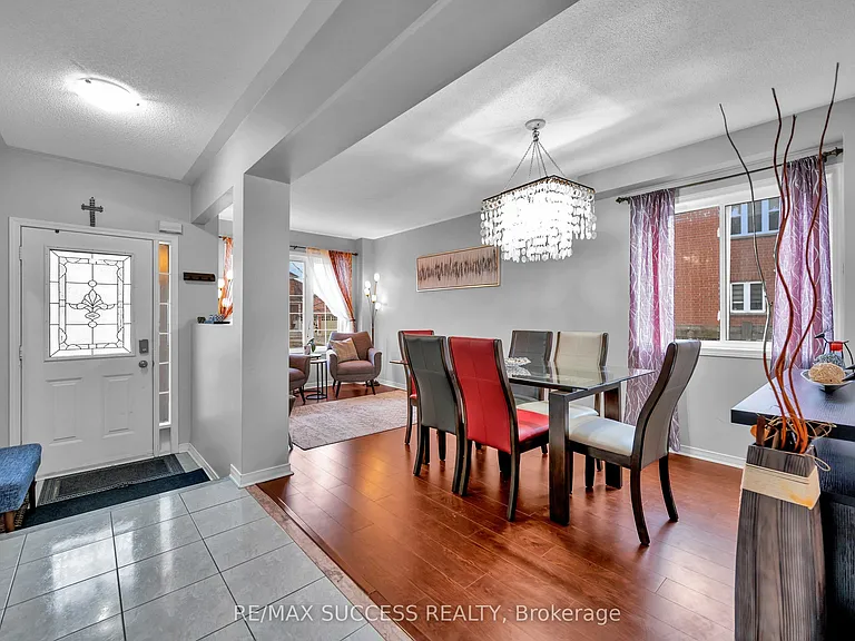 228 Flagstone Way — Photo 15
