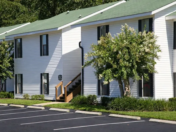 Amelia Apartments and Townhomes, 2205 Bemiss Rd #E11, Valdosta, GA 31602