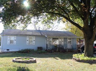 612 6th St, East Alton, IL