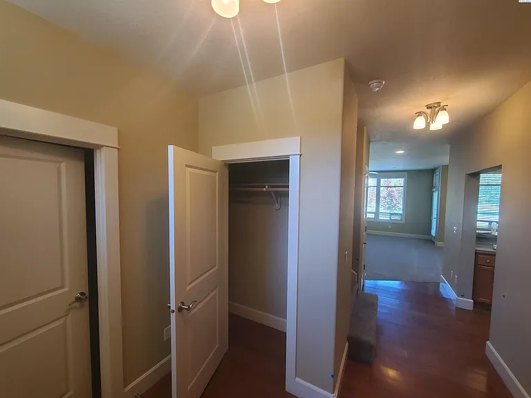 495 Columbia Point Dr — Photo 7