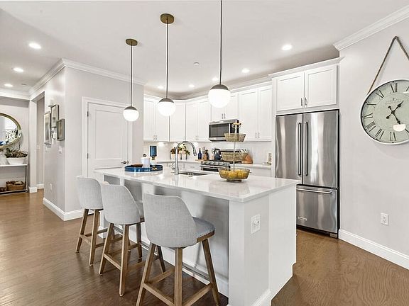 2nd image of 299 Lexington St Unit 103