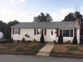 32 Intervale Ave, North Providence, RI 02911