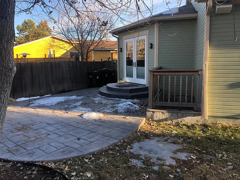 569 Juniper Ct — Photo 45