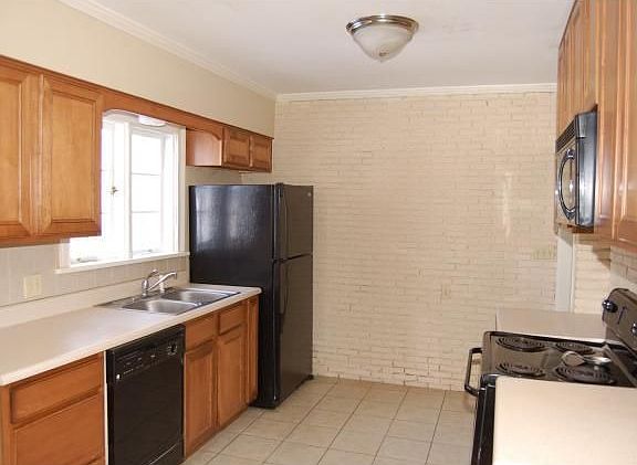 3rd image of 5125 Carvel Ave