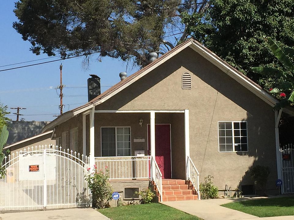 1st image of 3121 London St