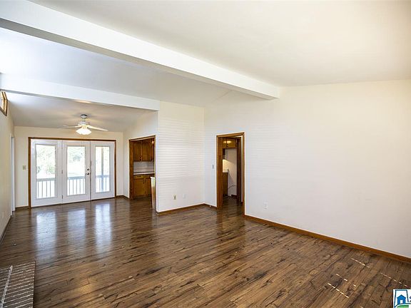 3rd image of 728 Parker Ave
