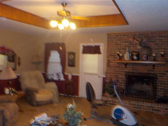 2nd image of 4130 Choctaw Ln