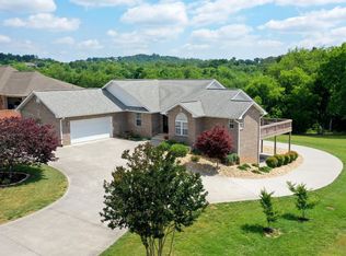 673 Southview Cir, Kodak, TN 37764