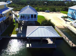19 Sandy Pointe Dr, Grand Isle, LA 70358