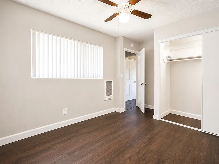 325 Stillman Ave #D — Photo 5