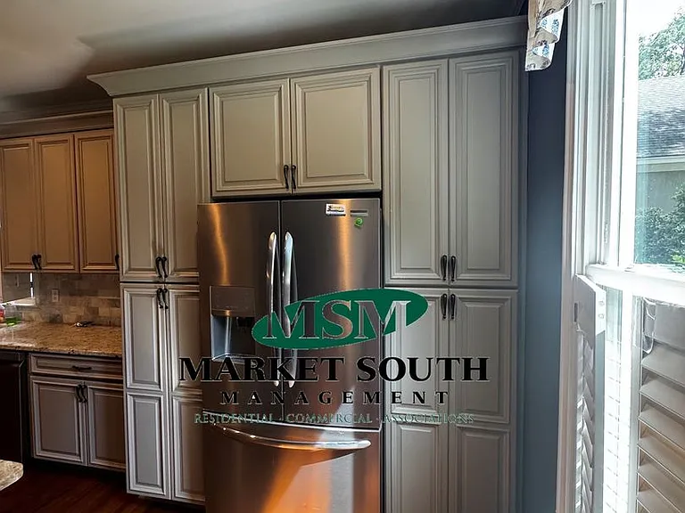 12 Ardsley Ct — Photo 2