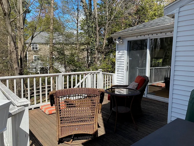 22 Cleveland Rd — Photo 17