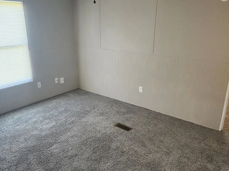 2900 N Union St #15 — Photo 4